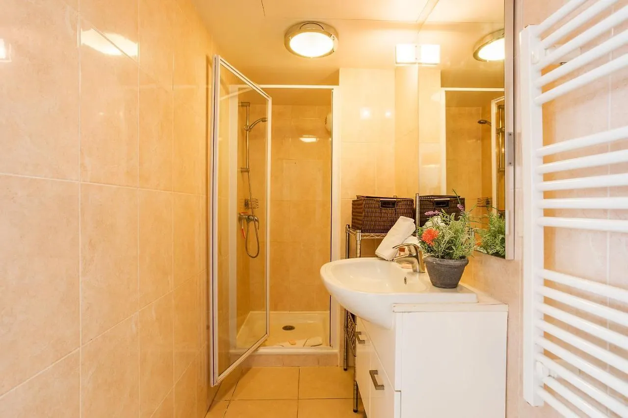 Victor Hugo Ap4159 Nice, By Riviera Holiday Homes 0*, Nice