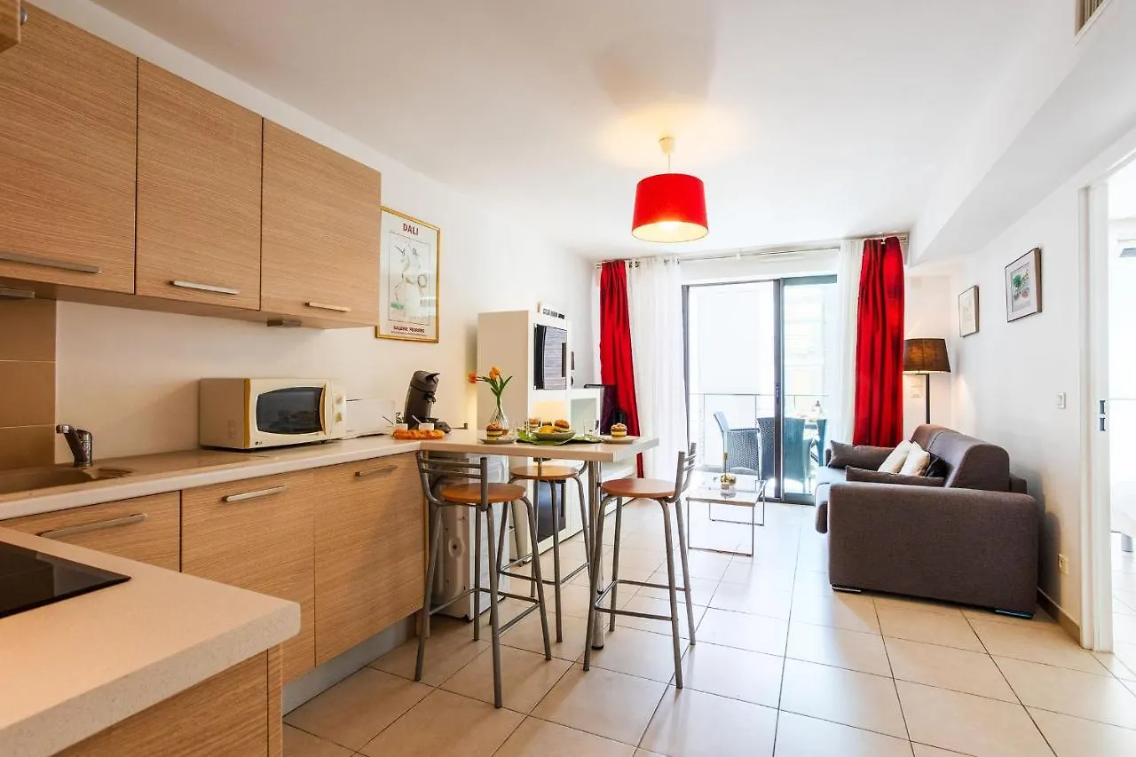 Victor Hugo Ap4159 Nice, By Riviera Holiday Homes 0*, Nice France